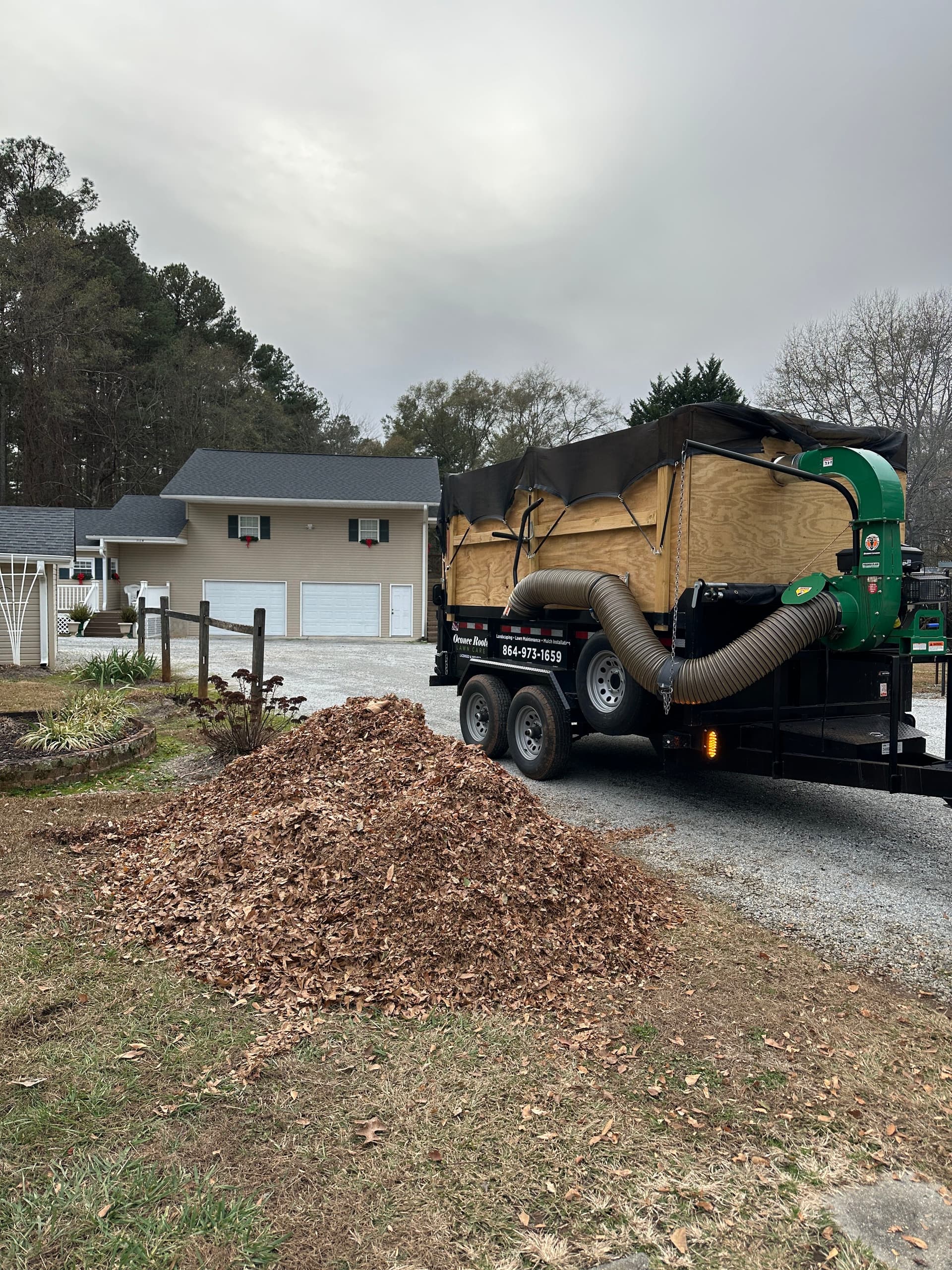 Gallery photos for Effortless Fall Cleanup with Oconee Roots Lawn Care: Image #2